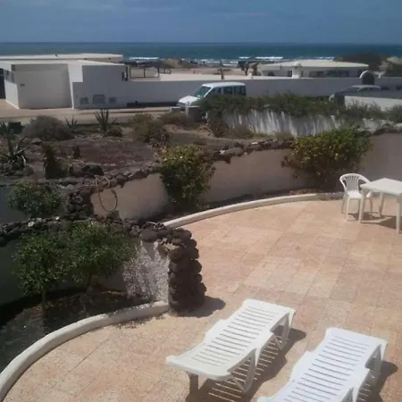 בית נופש Sleeps 4 Wifi פאמארה