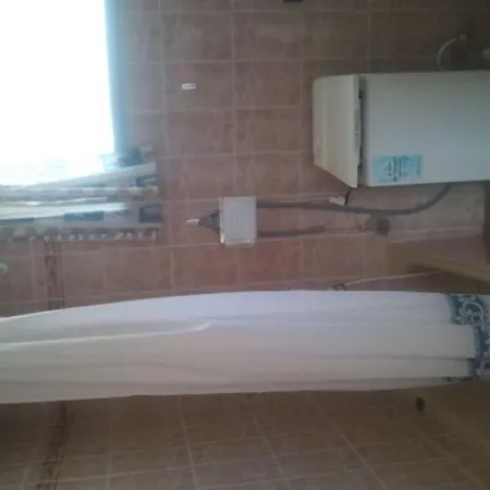 Sleeps 4 Wifi * פאמארה